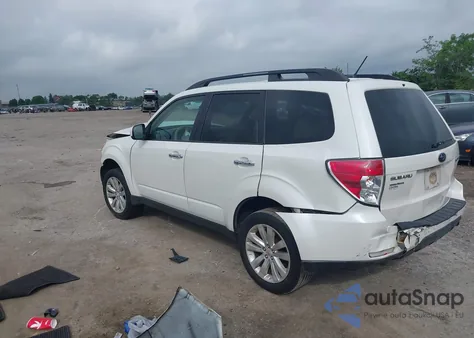 2013 Subaru Forester 2.5X Premium from USA, damaged, VIN JF2SHADC6DH444083
